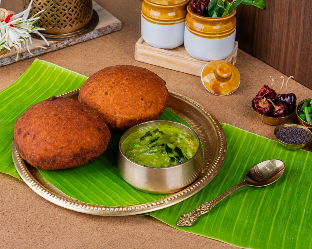 Mangalorean buns with green korma
